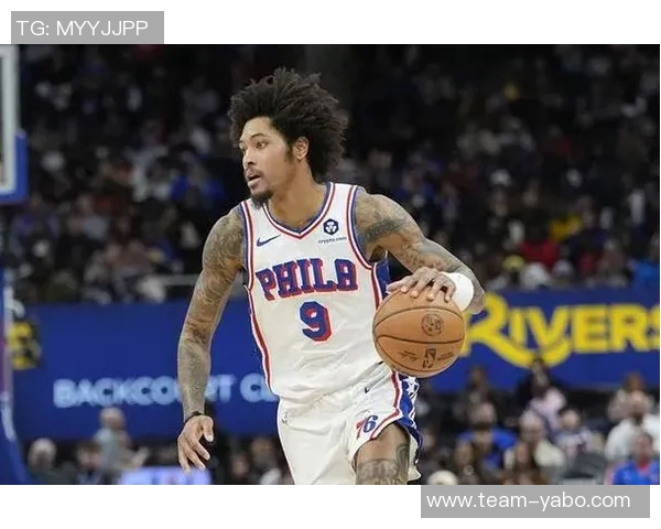 乌布雷半场表现全面贡献12分5板2助2断1帽展现全能实力