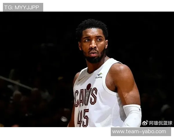 拓媒分析球队现状组织者缺失与米切尔留队传闻的深层原因